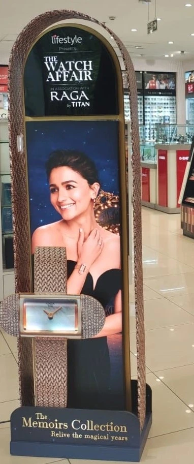 instore-clusters-atrium-15